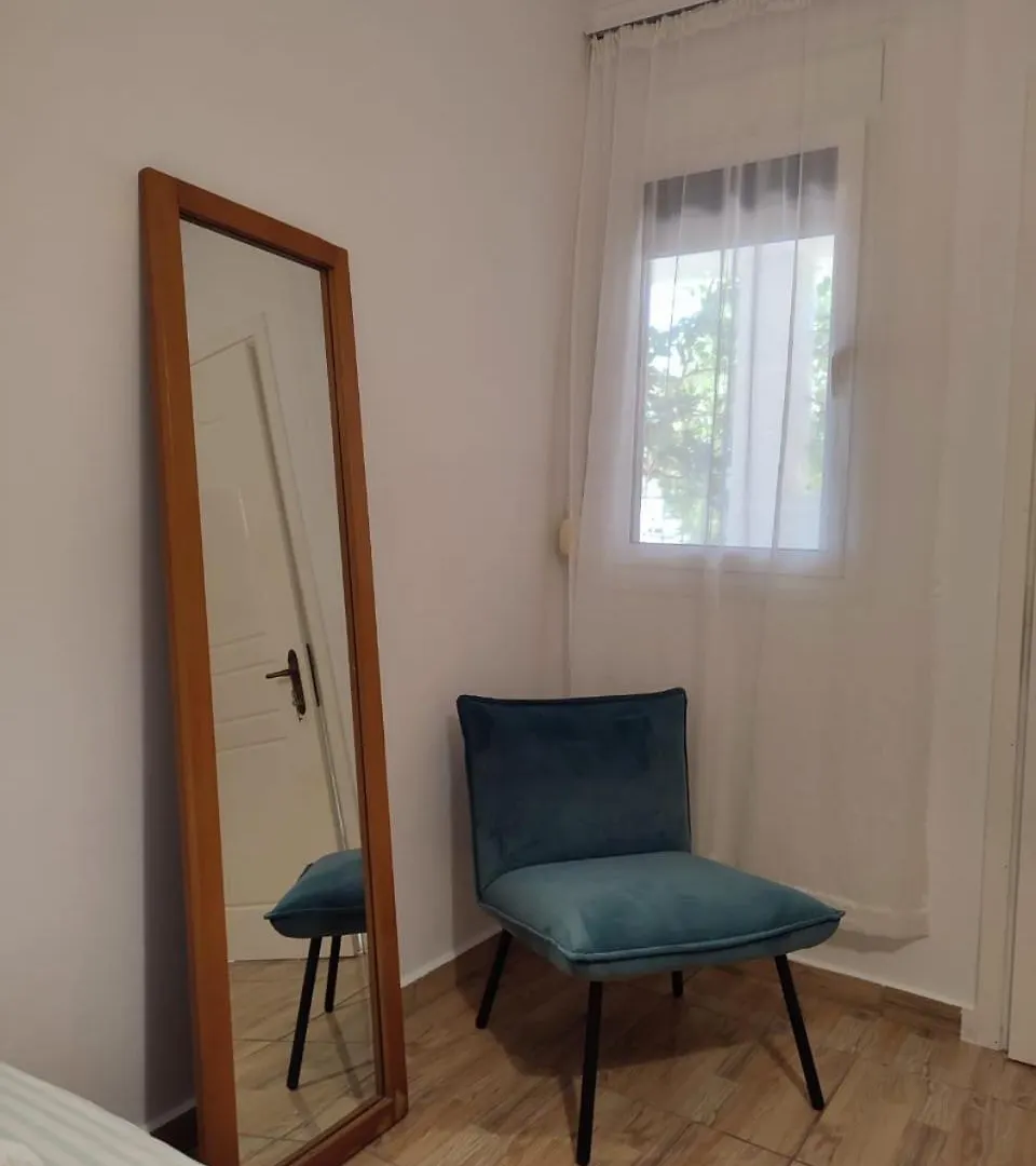 Kos-Takis Suites & Apartments Himare