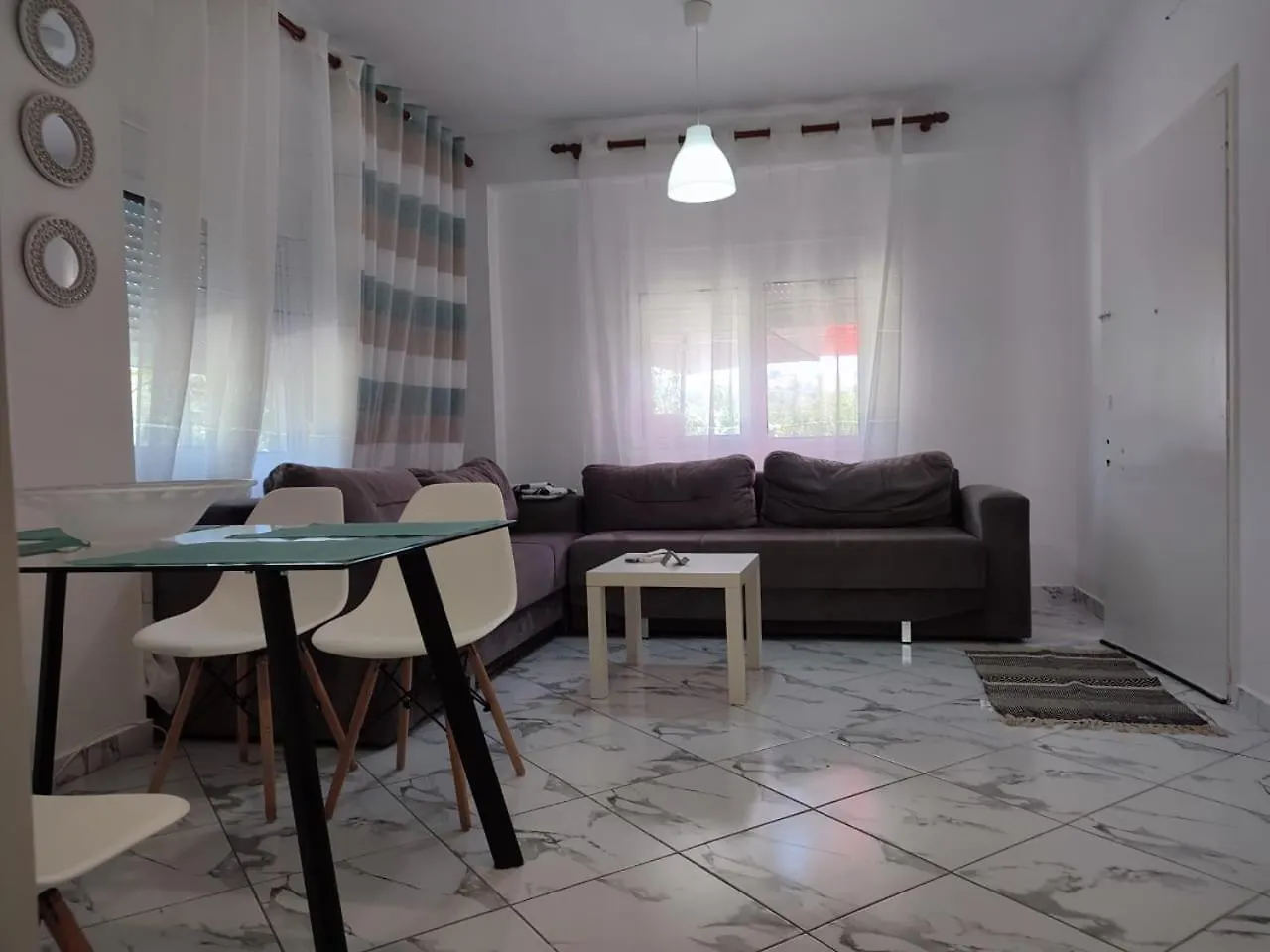 Kos-Takis Suites & Apartments Himare 0*,  Albanien