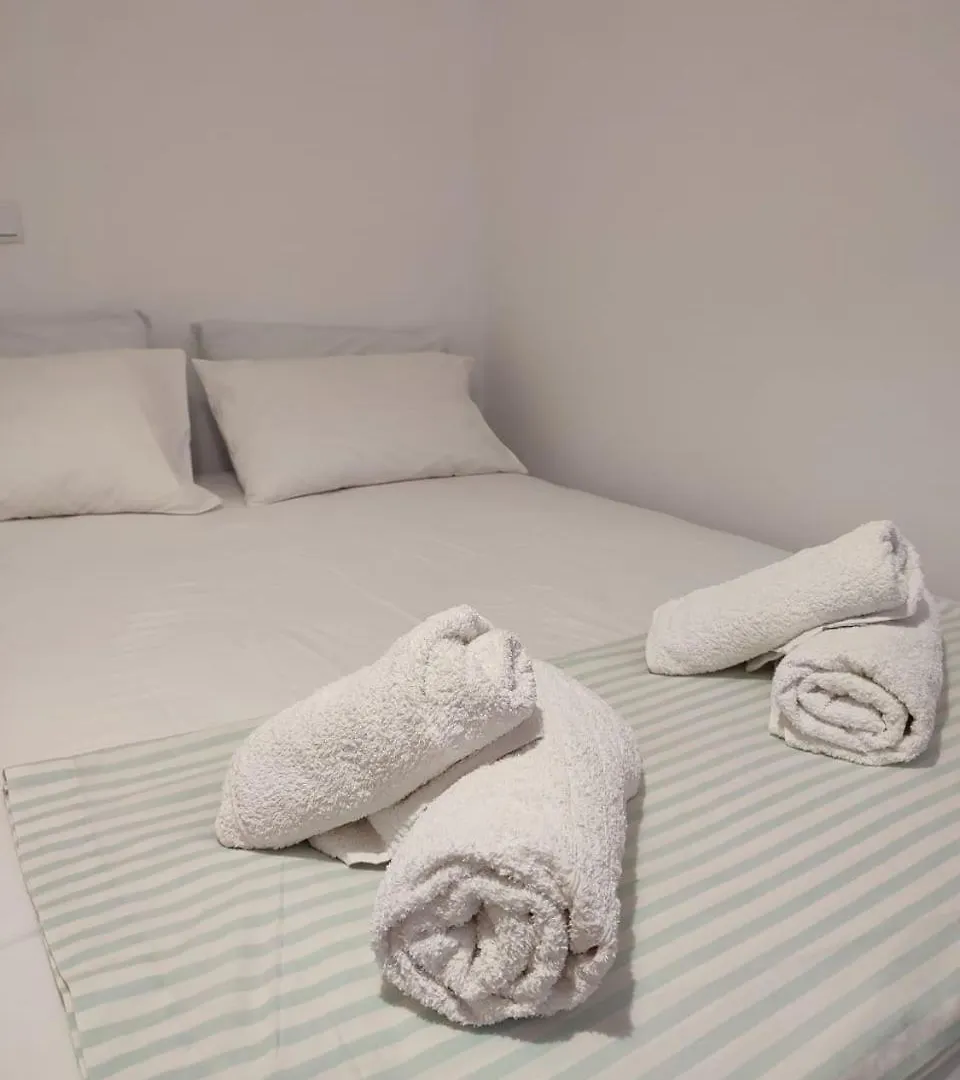 Kos-Takis Suites & Apartments Himare 0*,  Albanien