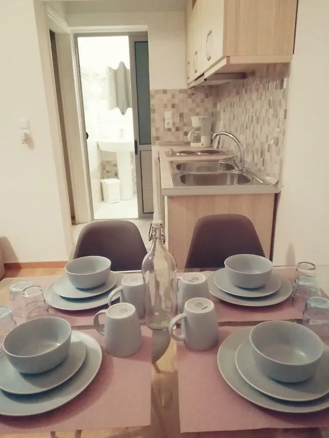 Kos-Takis Suites & Apartments Himare 0*,